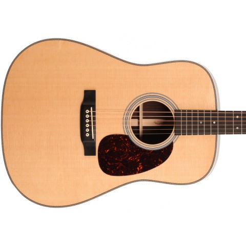 Martin HD-28 Acoustic - Natural (Includes Case) Martin HD-28 Acoustic - Natural (Includes Case)